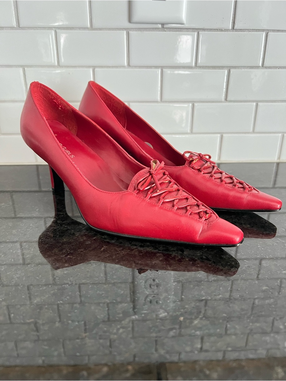 BCBG MAXAZRIA Size 7.5 B RED Leather Shoes 71/2B/38 Heels 2.5"